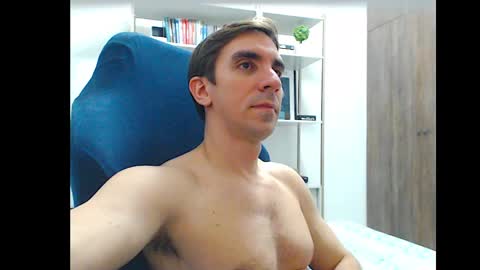 gatosarado23 online show from October 10, 2025, 2:32 am