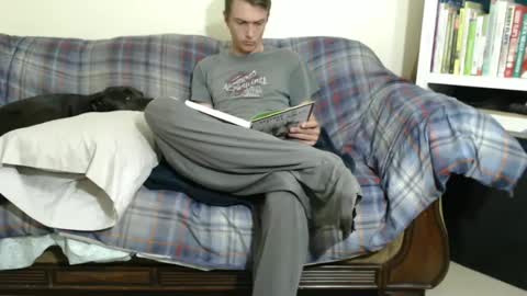 G online show from February 7, 2025, 1:32 pm