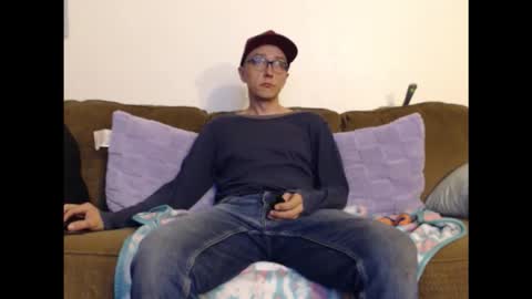 G online show from November 13, 2025, 3:11 pm