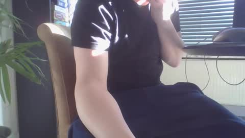 geiljongetje1991 online show from March 3, 2026, 9:26 am