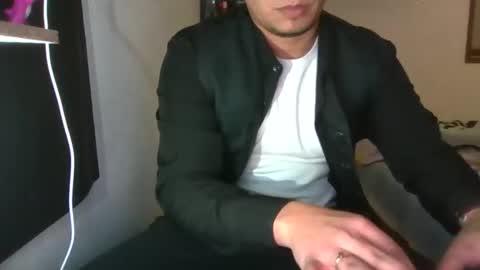 Snapshot of gelorio chatting on February 4, 2026, 8:25 pm gelorio online show from February 4, 2026, 8:25 pm