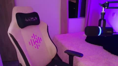 geminis11 online show from March 18, 2026, 11:30 pm