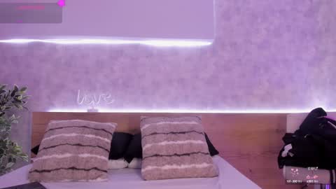 Snapshot of geminis_muentes chatting on January 12, 2025, 3:17 am geminis muentes online show from January 12, 2025, 3:17 am