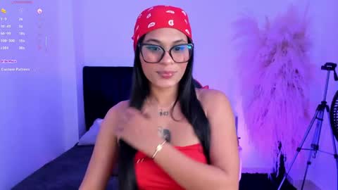 Snapshot of gemma_rose_ chatting on May 26, 2026, 4:19 am online show from May 26, 2026, 4:19 am