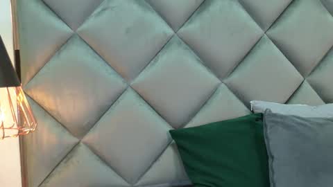 Maria  online show from December 21, 2025, 3:02 am