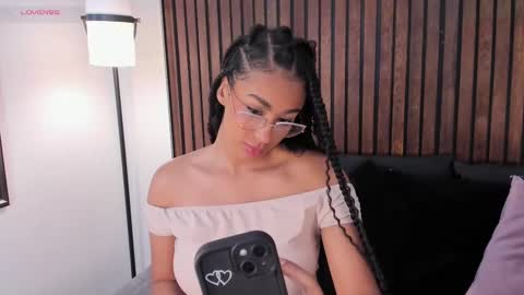 Snapshot of gemmacarter_ chatting on February 9, 2025, 11:36 am online show from February 9, 2025, 11:36 am