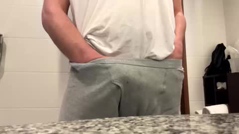 gen_z_boy online show from December 2, 2025, 8:15 pm