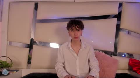 Genesis online show from December 5, 2025, 4:54 am