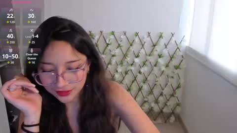 genet_ online show from November 23, 2025, 7:57 pm