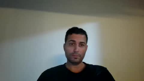 Snapshot of genteldevil chatting on October 4, 2025, 11:36 pm genteldevil online show from October 4, 2025, 11:36 pm