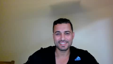 genteldevil online show from March 19, 2026, 7:40 pm