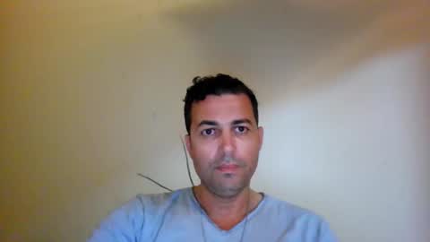 genteldevil online show from May 22, 2026, 11:32 pm