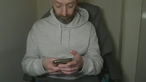 Snapshot of geon2xx chatting on December 8, 2024, 8:20 am Geon online show from December 8, 2024, 8:20 am