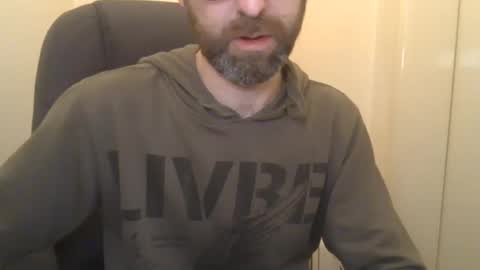 Snapshot of geon2xx chatting on January 15, 2025, 7:37 am Geon online show from January 15, 2025, 7:37 am