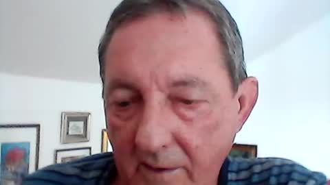Snapshot of georg1412 chatting on July 8, 2026, 10:53 am georg1412 online show from July 8, 2026, 10:53 am