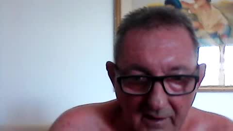 Snapshot of georg1412 chatting on July 10, 2026, 2:41 pm georg1412 online show from July 10, 2026, 2:41 pm