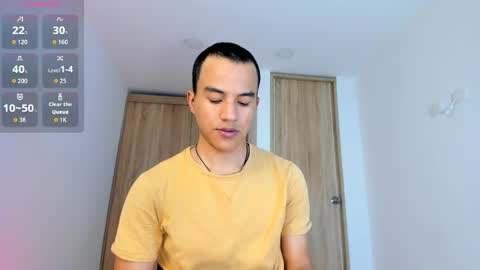 Snapshot of george_cams1 chatting on May 25, 2026, 3:12 am Jorge online show from May 25, 2026, 3:12 am