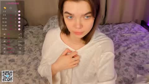 Snapshot of georginaarness chatting on March 5, 2025, 10:54 pm Georgina online show from March 5, 2025, 10:54 pm