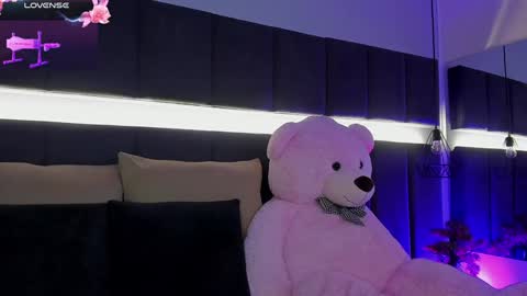 Snapshot of georginna_sins chatting on January 10, 2025, 1:21 am Kendal online show from January 10, 2025, 1:21 am