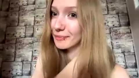 Sophie online show from July 17, 2026, 4:52 am