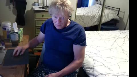 Snapshot of gethyn chatting on October 12, 2025, 6:18 pm Gethyn online show from October 12, 2025, 6:18 pm