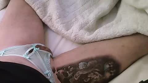 Snapshot of getmehard4213 chatting on December 17, 2024, 5:04 pm Luscious online show from December 17, 2024, 5:04 pm