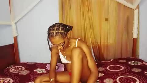 gggloria online show from February 4, 2026, 6:41 am