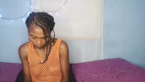 gggloria online show from February 24, 2026, 7:45 pm