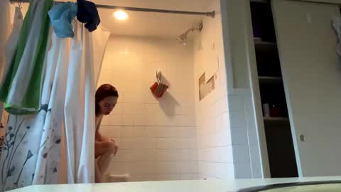 gggpixieprincess99 online show from January 9, 2026, 7:26 pm