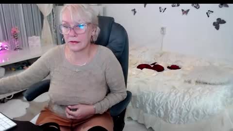 Ghertrudequeen online show from October 3, 2025, 3:25 am