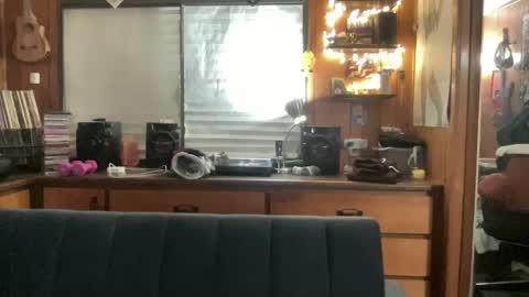 ghostboygbc online show from October 1, 2025, 6:19 am