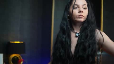  Gia  online show from February 11, 2026, 10:37 pm