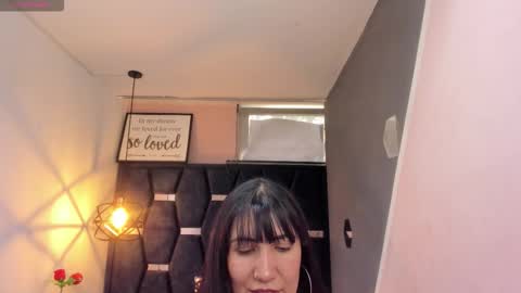 G I A  FOX online show from September 8, 2025, 7:24 pm