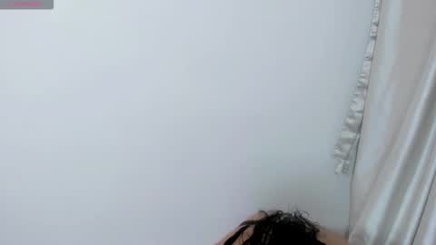giannagovlea online show from November 25, 2025, 11:38 pm