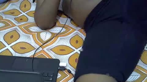 Giannah online show from March 8, 2025, 8:03 pm