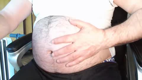 Gianni9000000 online show from April 18, 2026, 11:58 am