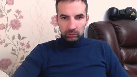 Gianni online show from April 23, 2026, 10:47 am