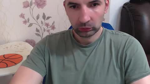 Gianni online show from May 14, 2026, 10:44 am