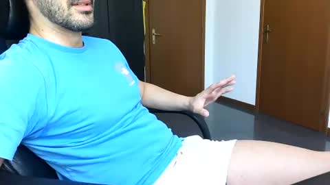 gianniamalfi online show from June 20, 2026, 1:14 pm