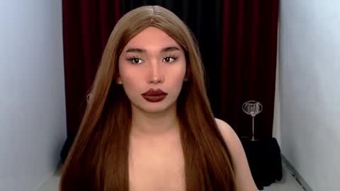 Snapshot of giaxxx01 chatting on January 5, 2025, 4:47 am Gia X online show from January 5, 2025, 4:47 am