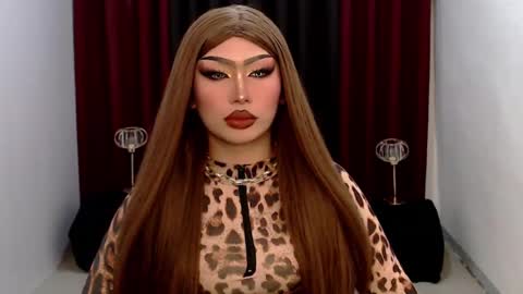 Snapshot of giaxxx01 chatting on February 8, 2025, 4:25 am Gia X online show from February 8, 2025, 4:25 am