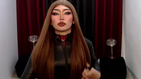 Snapshot of giaxxx01 chatting on February 13, 2025, 6:09 am Gia X online show from February 13, 2025, 6:09 am