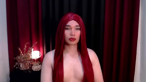 Snapshot of giaxxx01 chatting on October 19, 2025, 5:30 am Gia X online show from October 19, 2025, 5:30 am