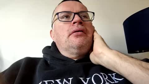 giddyup2222222 online show from February 15, 2026, 11:08 am