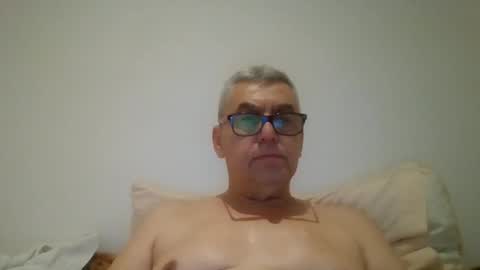 Snapshot of gigi1970 chatting on December 28, 2024, 7:01 pm gigi1970 online show from December 28, 2024, 7:01 pm