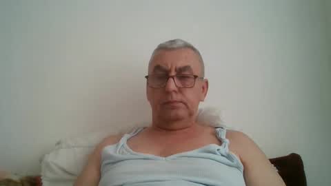 Snapshot of gigi1970 chatting on March 17, 2026, 11:46 am gigi1970 online show from March 17, 2026, 11:46 am