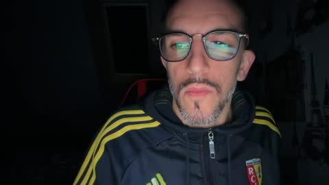 Gigi online show from April 4, 2026, 1:37 am