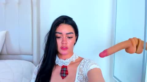 gigi wilden online show from April 1, 2026, 1:41 pm