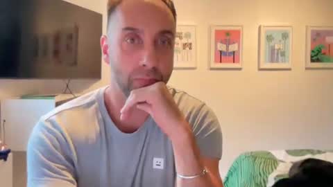 Snapshot of gilber10101 chatting on October 17, 2025, 5:26 pm gilber10101 online show from October 17, 2025, 5:26 pm