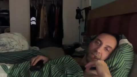 Snapshot of gilber10101 chatting on November 2, 2025, 11:01 am gilber10101 online show from November 2, 2025, 11:01 am